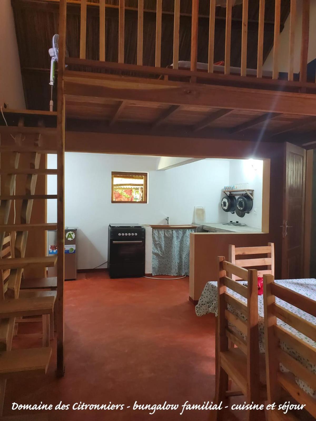 Les Citronniers Bed & Breakfast Ile Sainte-Marie Bagian luar foto