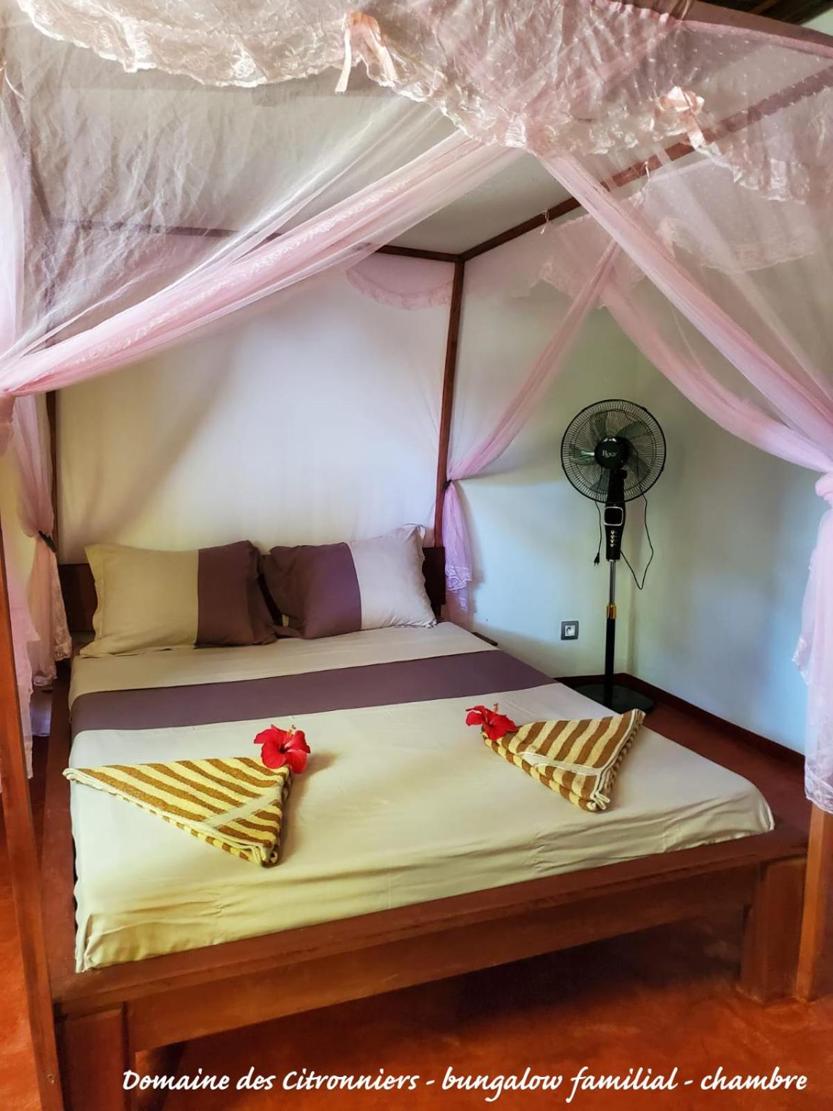 Les Citronniers Bed & Breakfast Ile Sainte-Marie Bagian luar foto